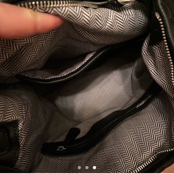 Black Purse/Bag - Picture 3 of 3